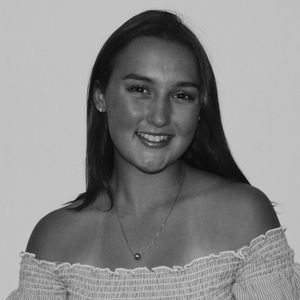 Meet your Posher, Claire